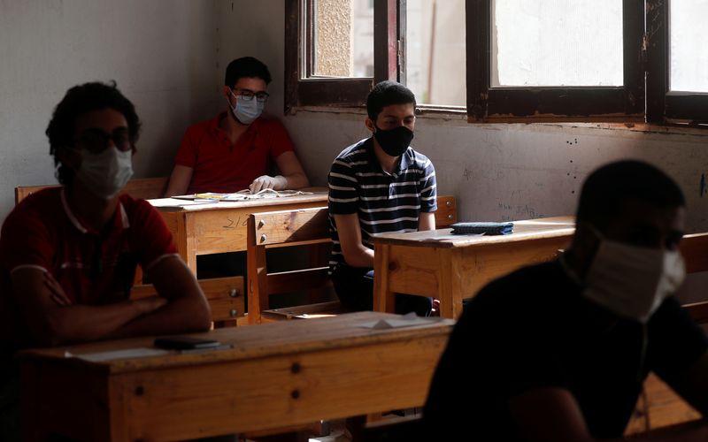 طلاب الثانوية العامة