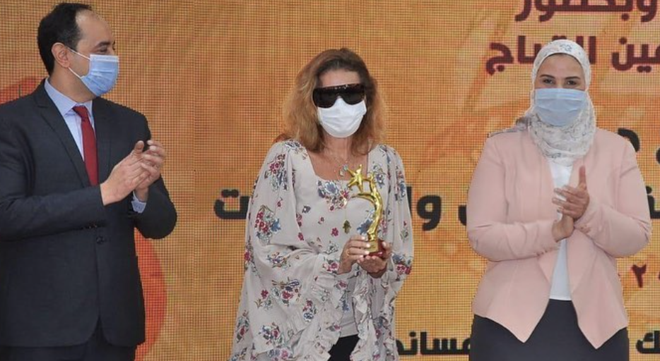 يسرا  من تكريم وزارة التضامن