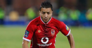 باسم علي لاعب الأهلي 