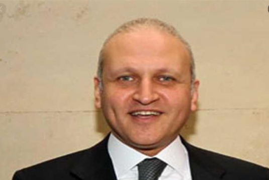 محمد سامح عمرو 