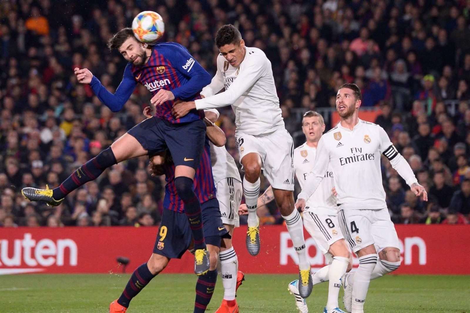ريال مدريد - برشلونة 