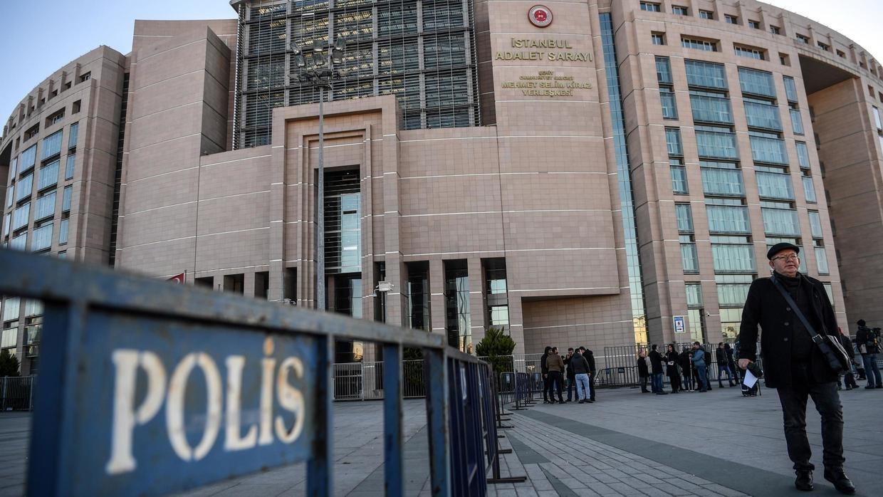 الحبس مدى الحياة.. تركيا تحاكم 121 شخصا بتهمة الانقلاب