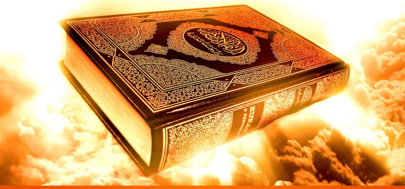 الدنمارك تحبس رئيس حزب متطرف أحرق القرآن الكريم