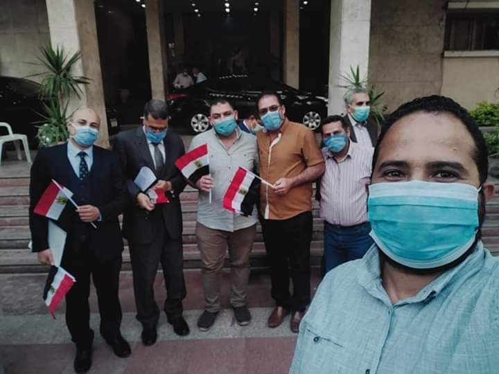 محافظ البحيرة: صرف مستحقات الاطباء ودعم مستشفيات الحجر 
