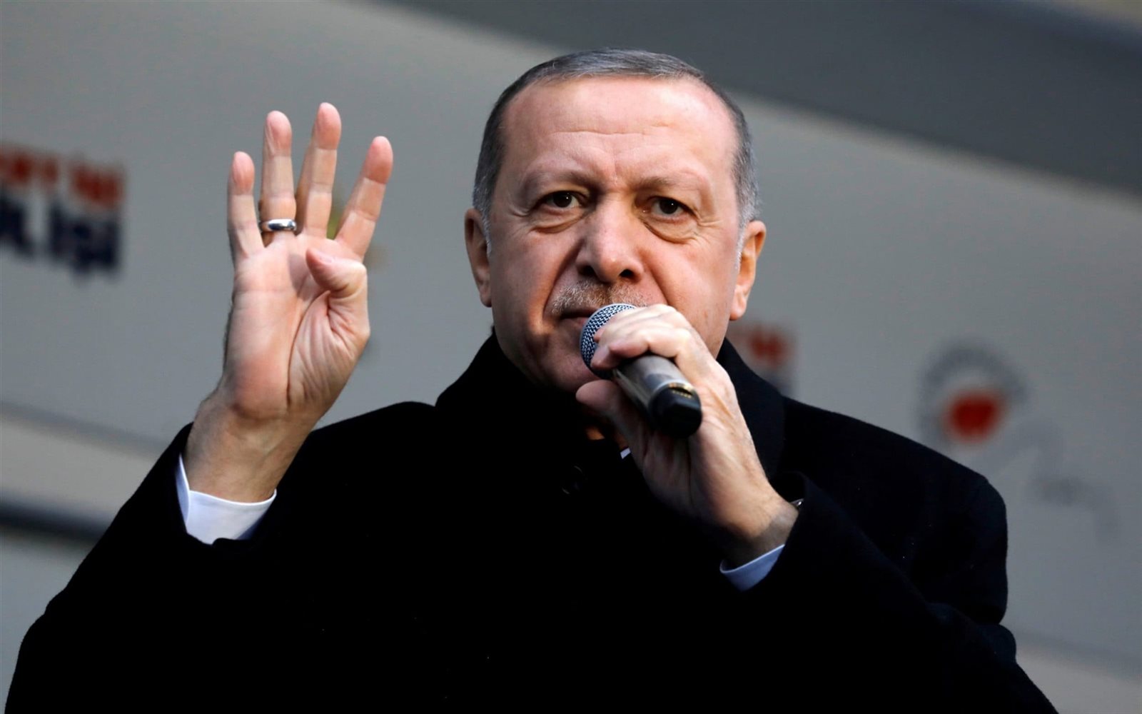 تسريبات: أردوغان أشرف شخصيا على تغطية مظاهرات الإخوان في مصر