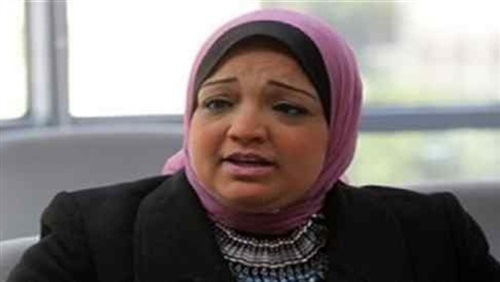 النائبه مي محمود