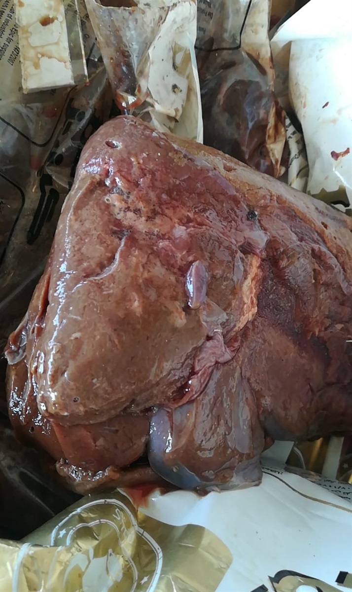 اعدام 2 طن كبدة غير صالحة للاستهلاك بـ كفر الدوار