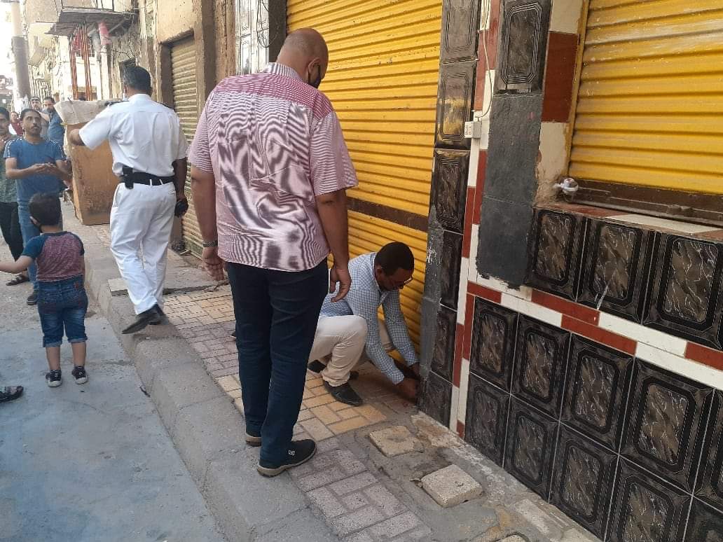 غلق وتشميع مقهى 