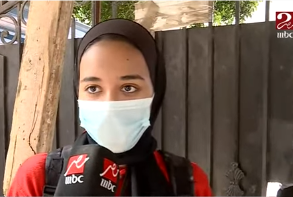 احدى طالبات الثانوية العامة