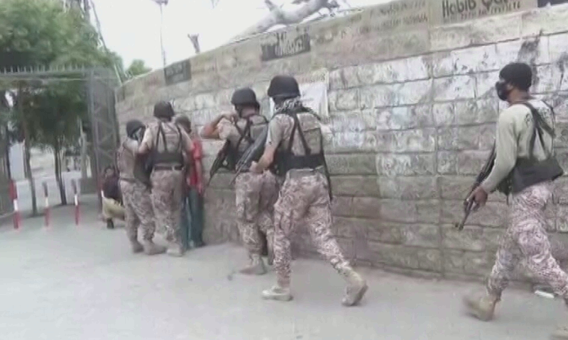 مقتل 4 من الإرهابيين في هجوم مسلح بمبنى البورصة