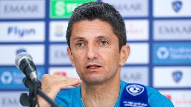 لوشيسكو مدرب الهلال السعودي