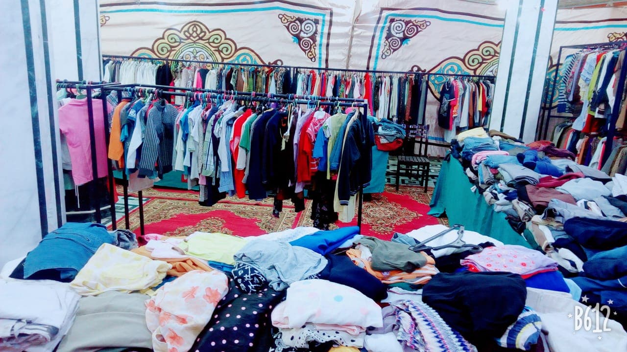 ملابس