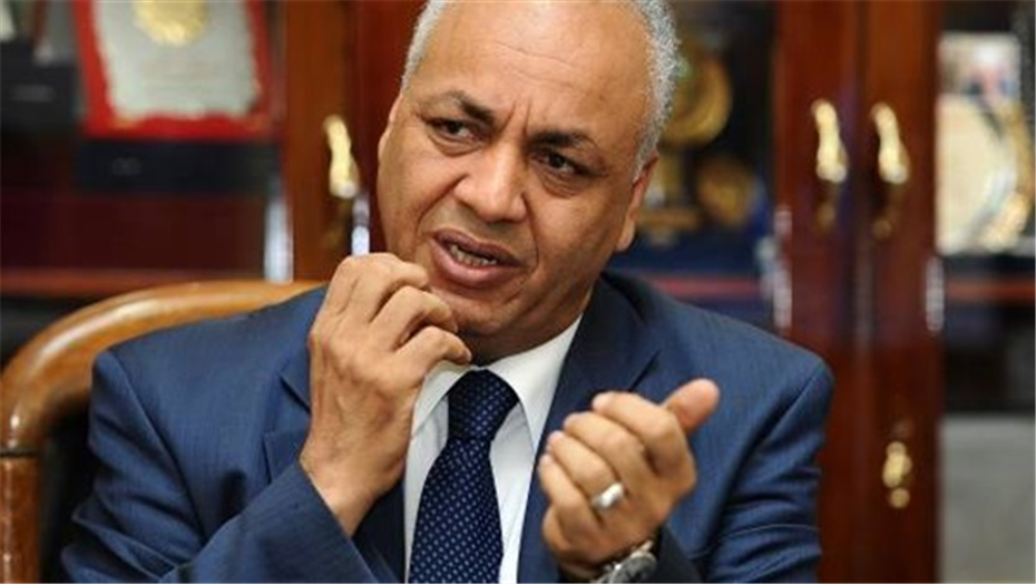 مصطفى بكرى 
