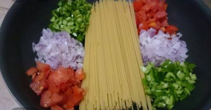 مكرونة بدون سلق 