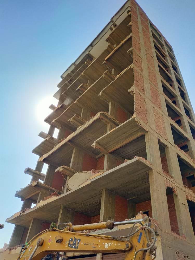 ازالة البناء المخالف بالجيزة 