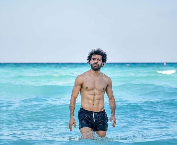 أحدث صيحات الموضة فى المايوهات