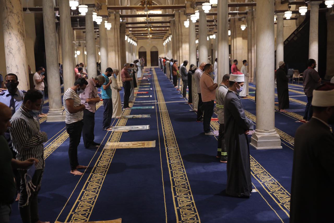 حكم استمرار المصلين في التباعد بعد انتهاء أزمة كورونا