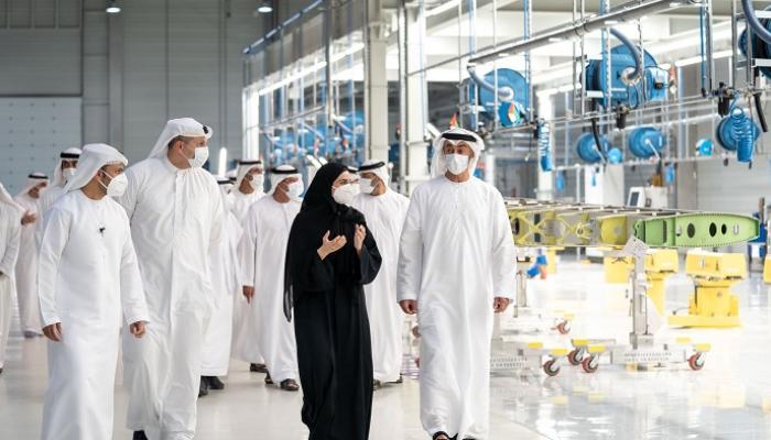 جولة تفقدية للشيخ محمد بن زايد بـ ستراتا