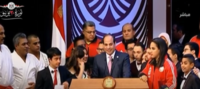 أصحاب الهمم مع الرئيس عبد الفتاح السيسي 