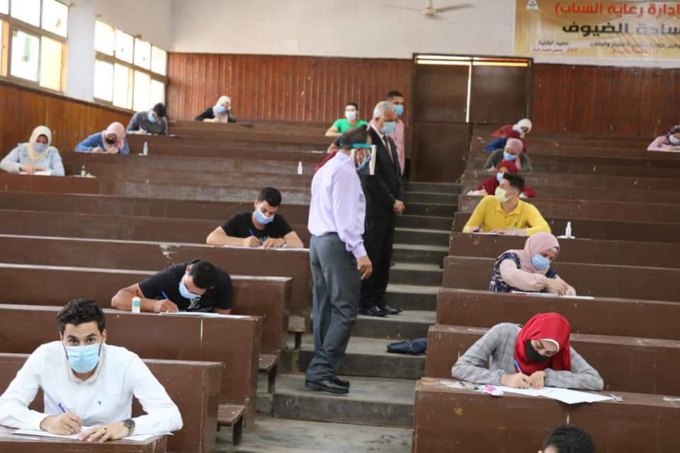 رئيس جامعة المنوفية يتفد الكليات