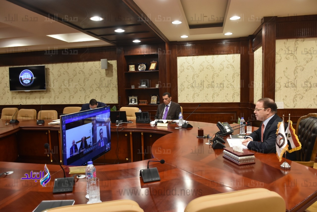 النائب العام ونظيره الإيطالي يبحثان قضية ريجيني