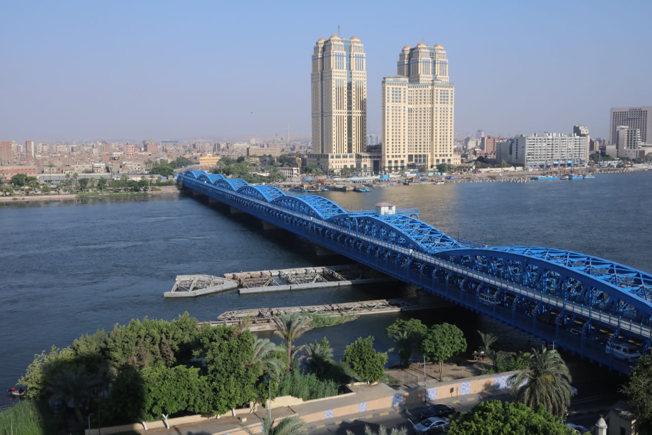 وزير النقل المهندس كامل الوزير