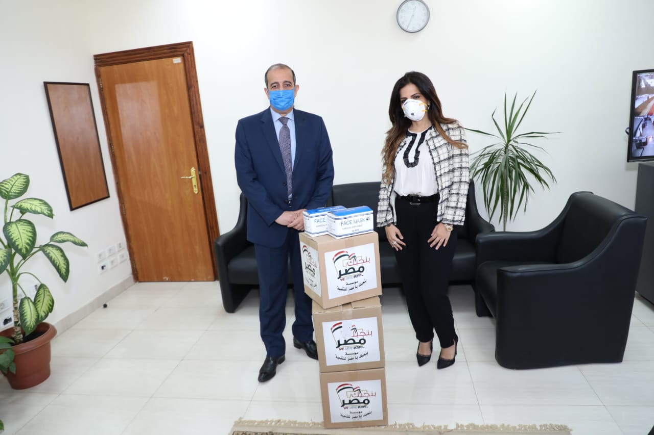 كمامات مجانا من مؤسسة بنحبك يا مصر