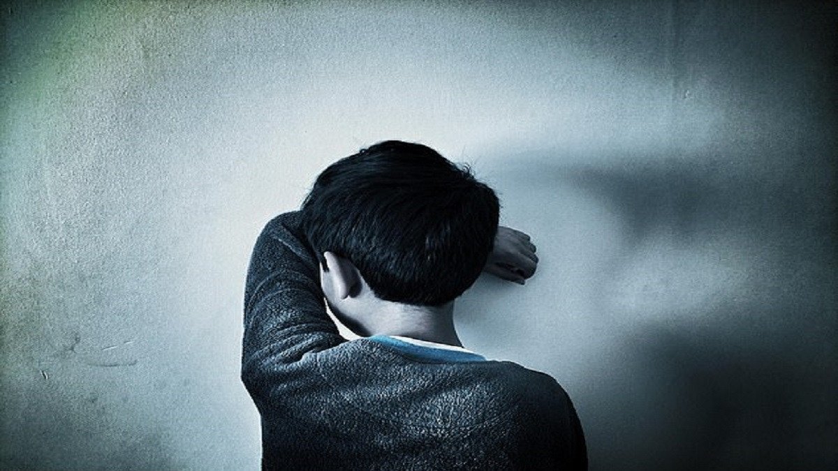 قصة غريبة لمراهق يعتدي على الأطفال الذكور فى أستراليا