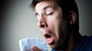 العطس المتكرر أثناء الصلاة.. الإفتاء توضح التصرف الشرعي