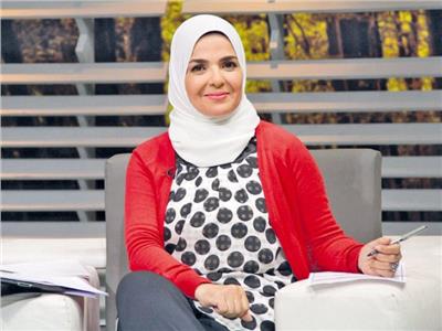 منى عبد الغني 