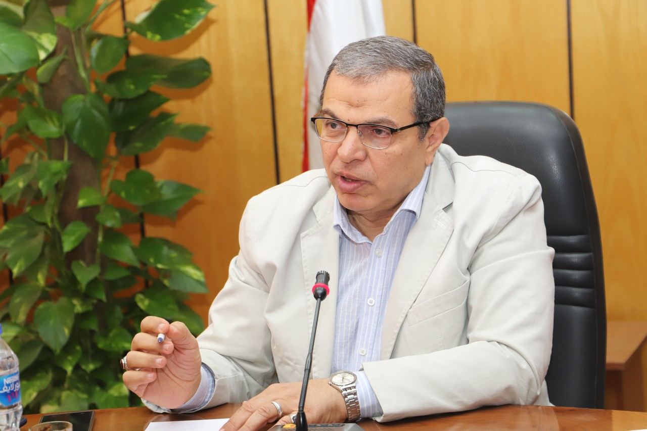وزير القوي العاملة 