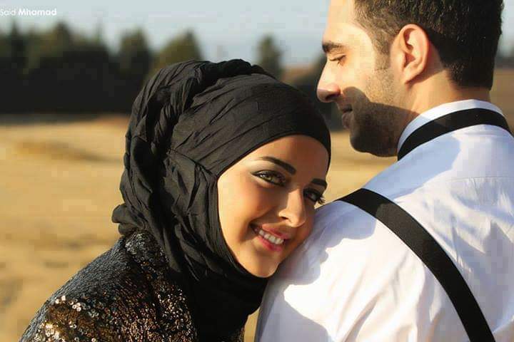 شاب قاطع امه بسبب زوجته 