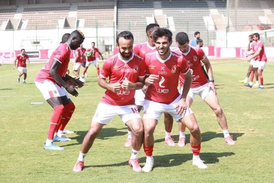 لاعبي النادي الأهلي 