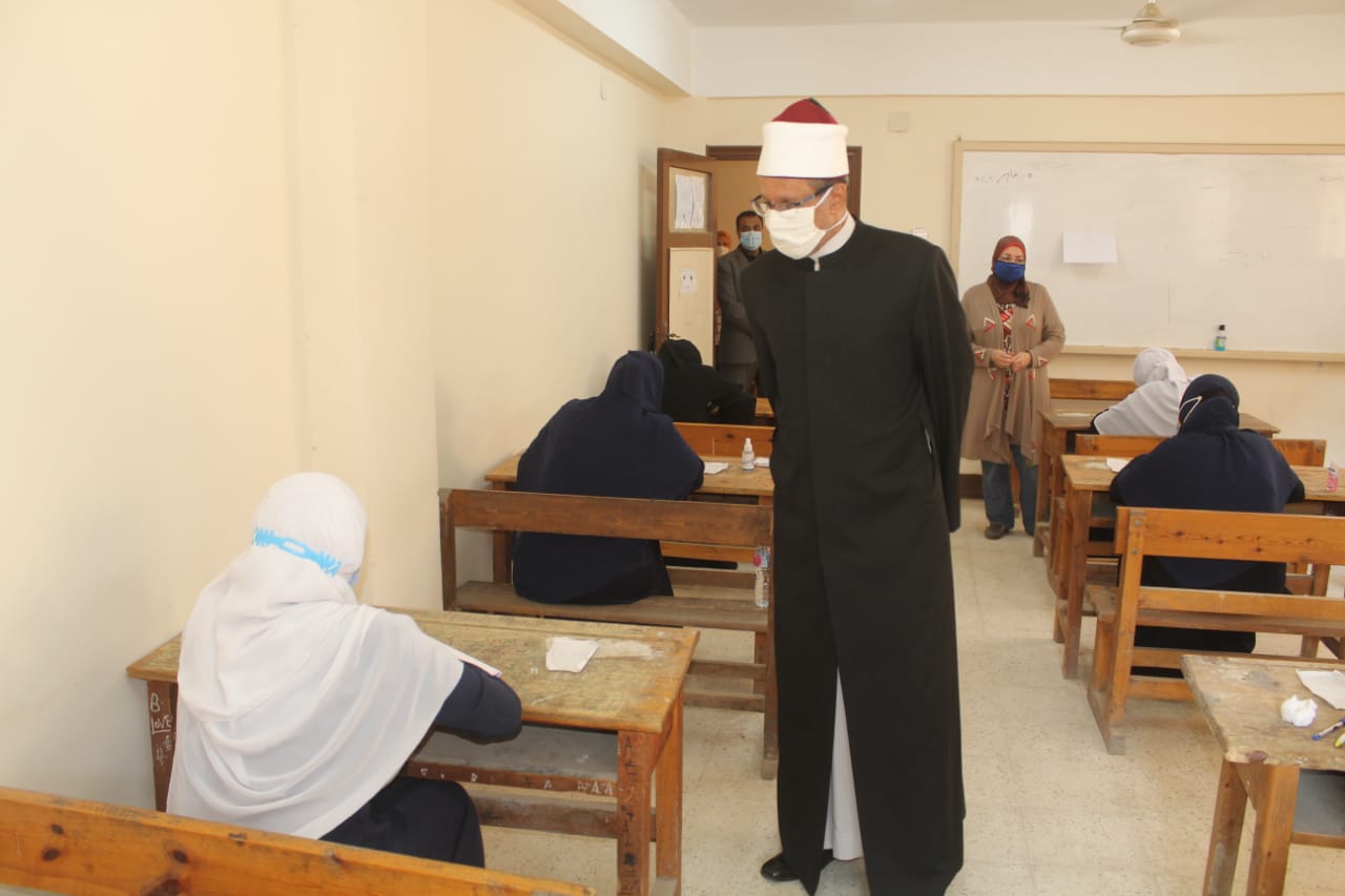 امتحانات الثانوية الأزهرية 