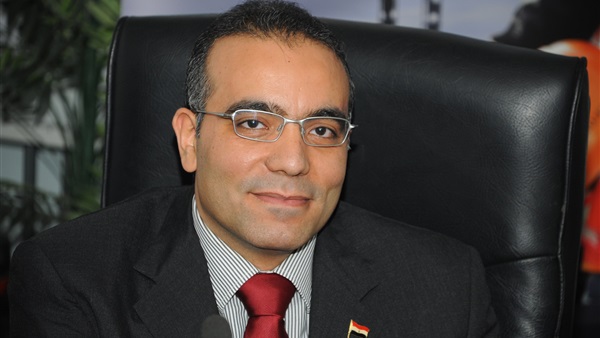 الدكتور محمود جلال 