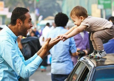 نقل حضانة الطفل للأب بعد وفاة الأم