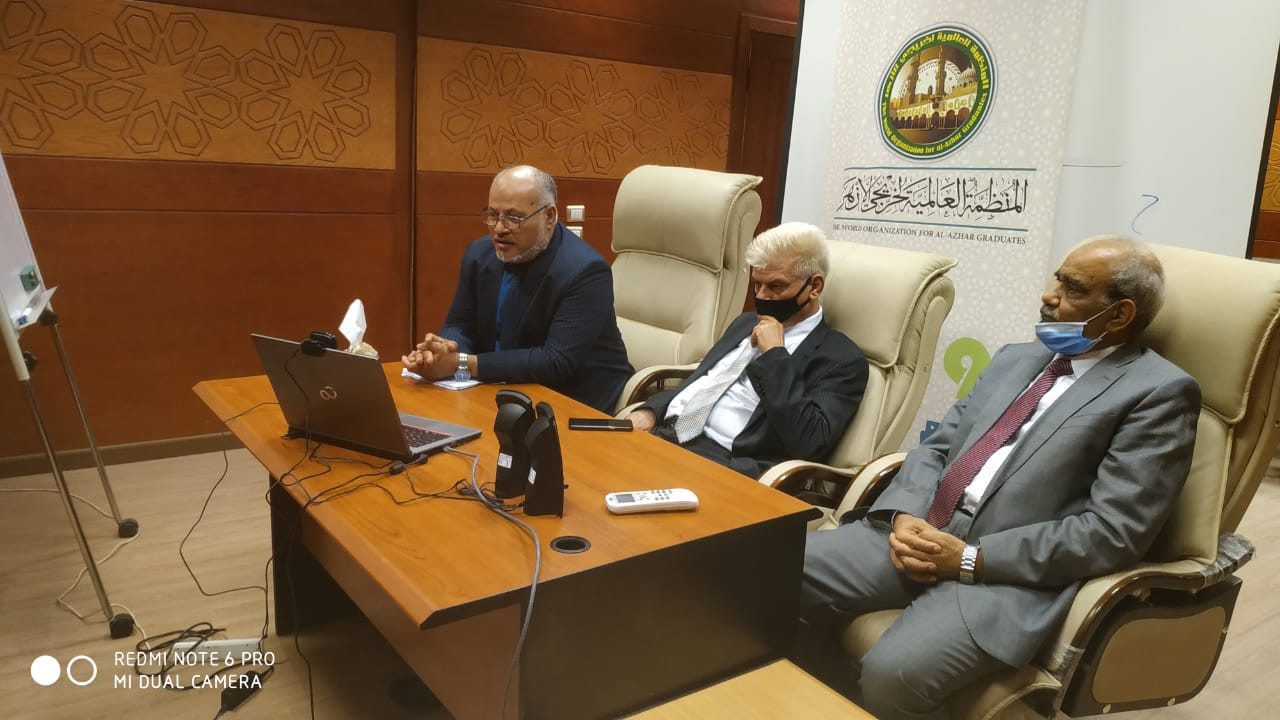 خريجى الأزهر لأئمة الهند والصومال: أنتم حائط الصد ضد التطرف
