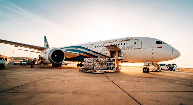 الطيران العمانى