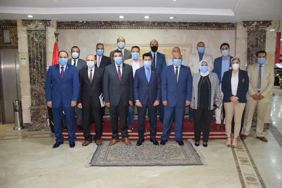 جامعة المنصورة 