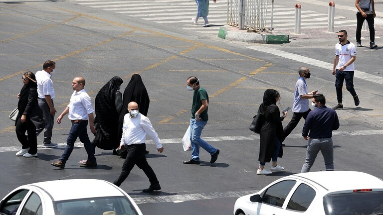 إيران تسجل 2397 إصابة جديدة بكورونا