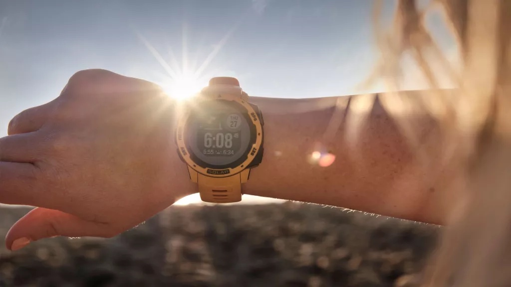 Garmin تعلن عن ساعاتها الذكية بالطاقة الشمسية