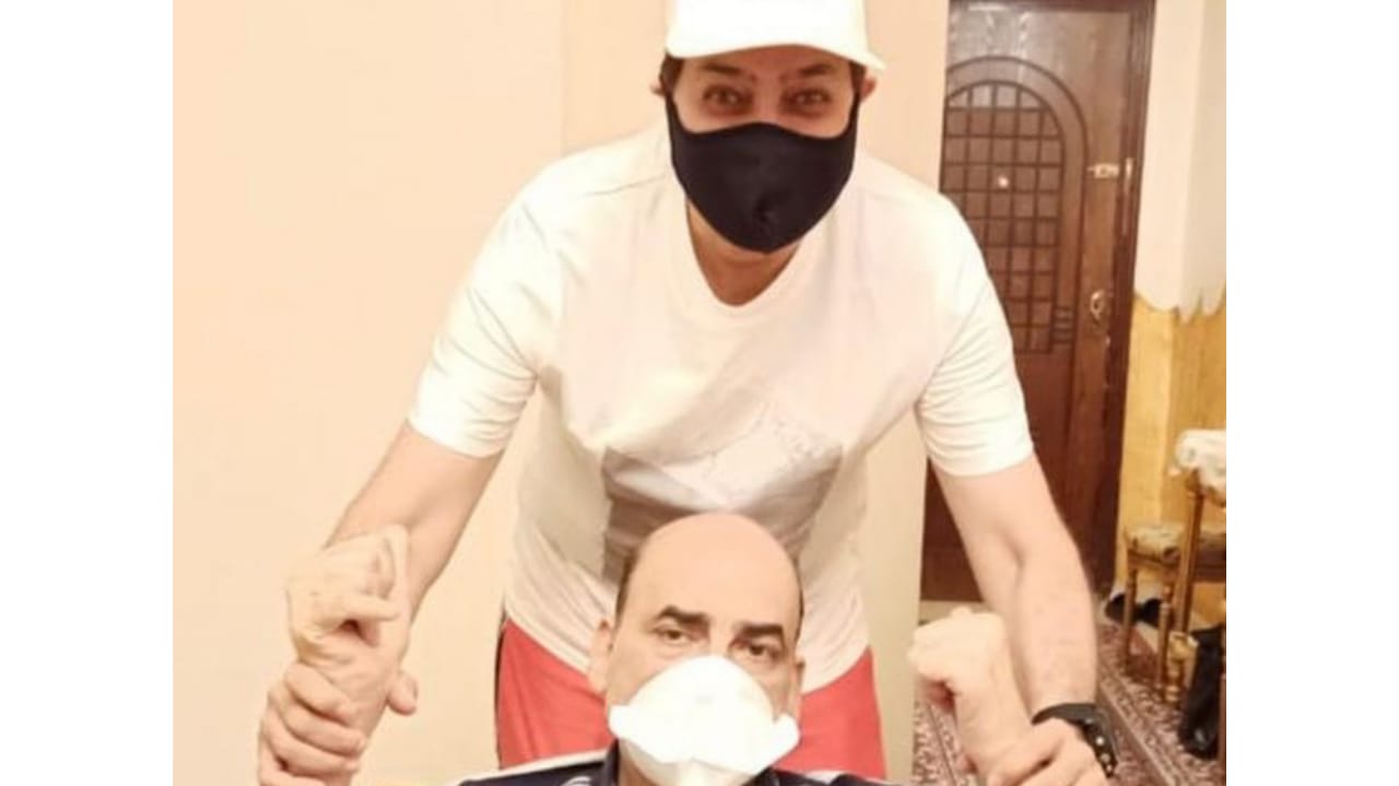 حكيم