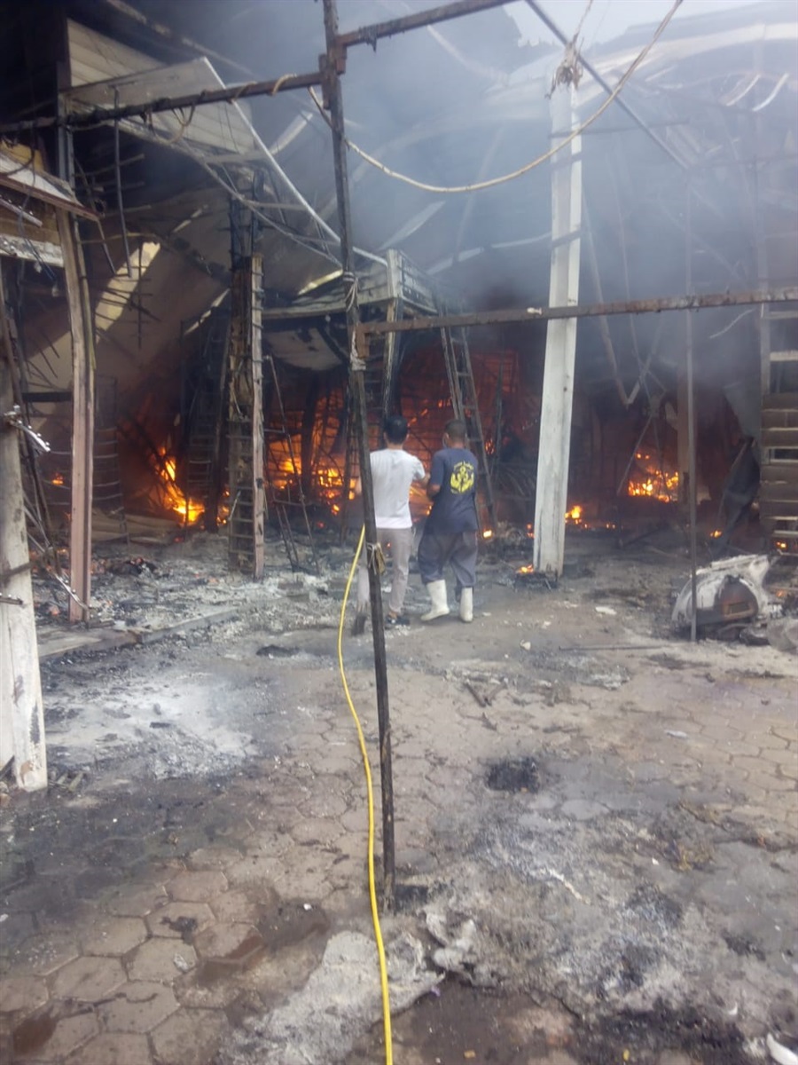 حريق سوق توشكى 