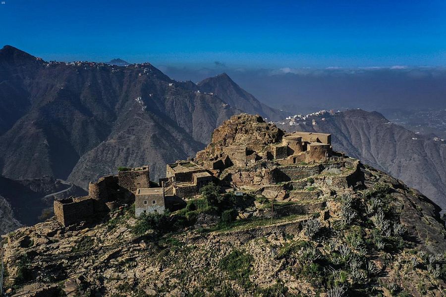 قلاع وحصون بنى مالك
