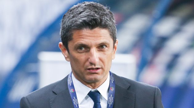 رازفان لوشيسكو مدرب الهلال السعودي