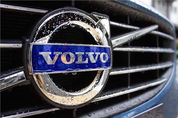 فولفو volvo تطرح سيارات تعمل بالوقود المزدوج غاز و بنزين 