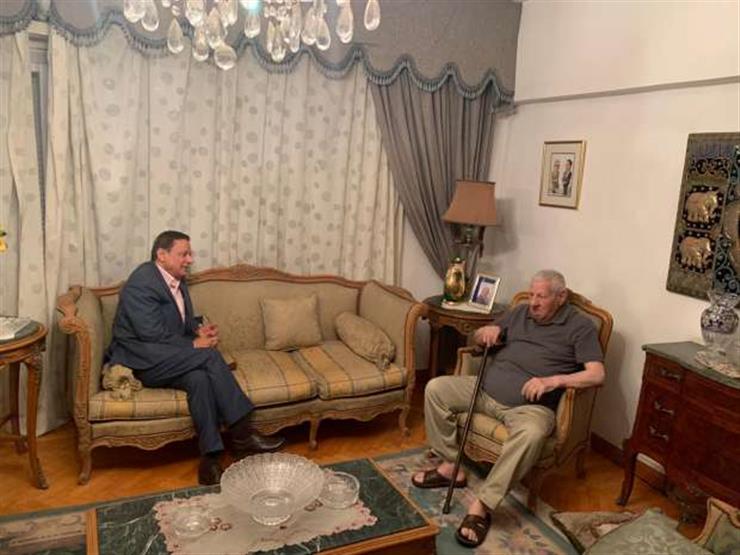 مكرم محمد أحمد - كرم جبر