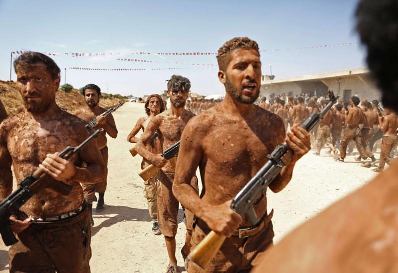 تركيا تحشد ميليشياتها قرب سرت وسط استعداد الجيش الليبي