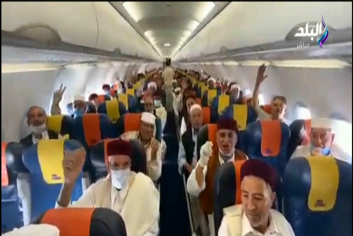 وفد القبائل الليبية يوجه رسائل مهمة للعالم فور وصوله مصر