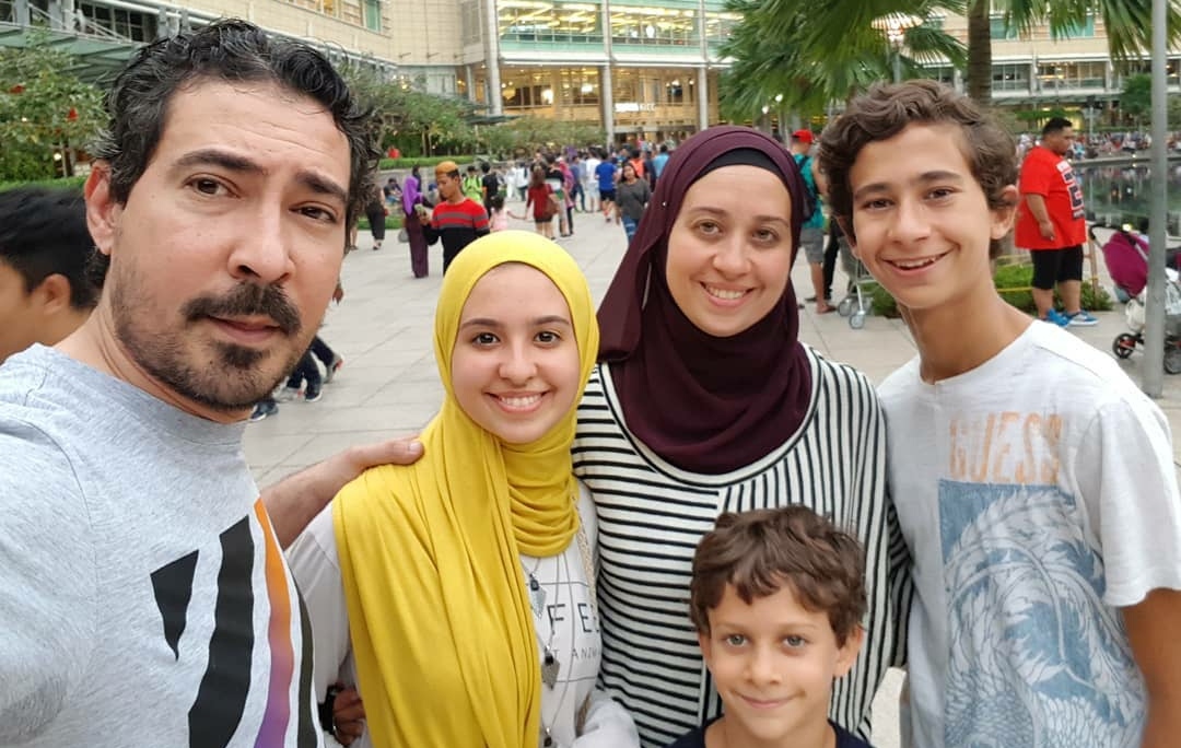 محمد بركات واسرته